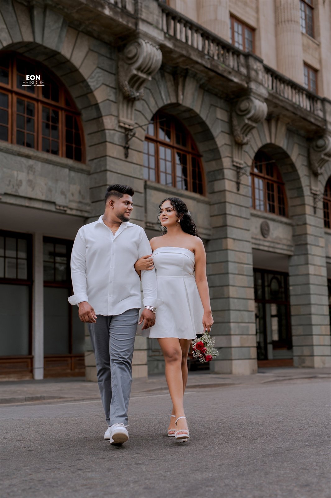 Bhawana and Prabash walking together during their preshoot